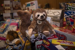 Bronx Borough President Ruben Diaz Jr. To Distribute Toys to Veterans’ Families at Bronx Zoo